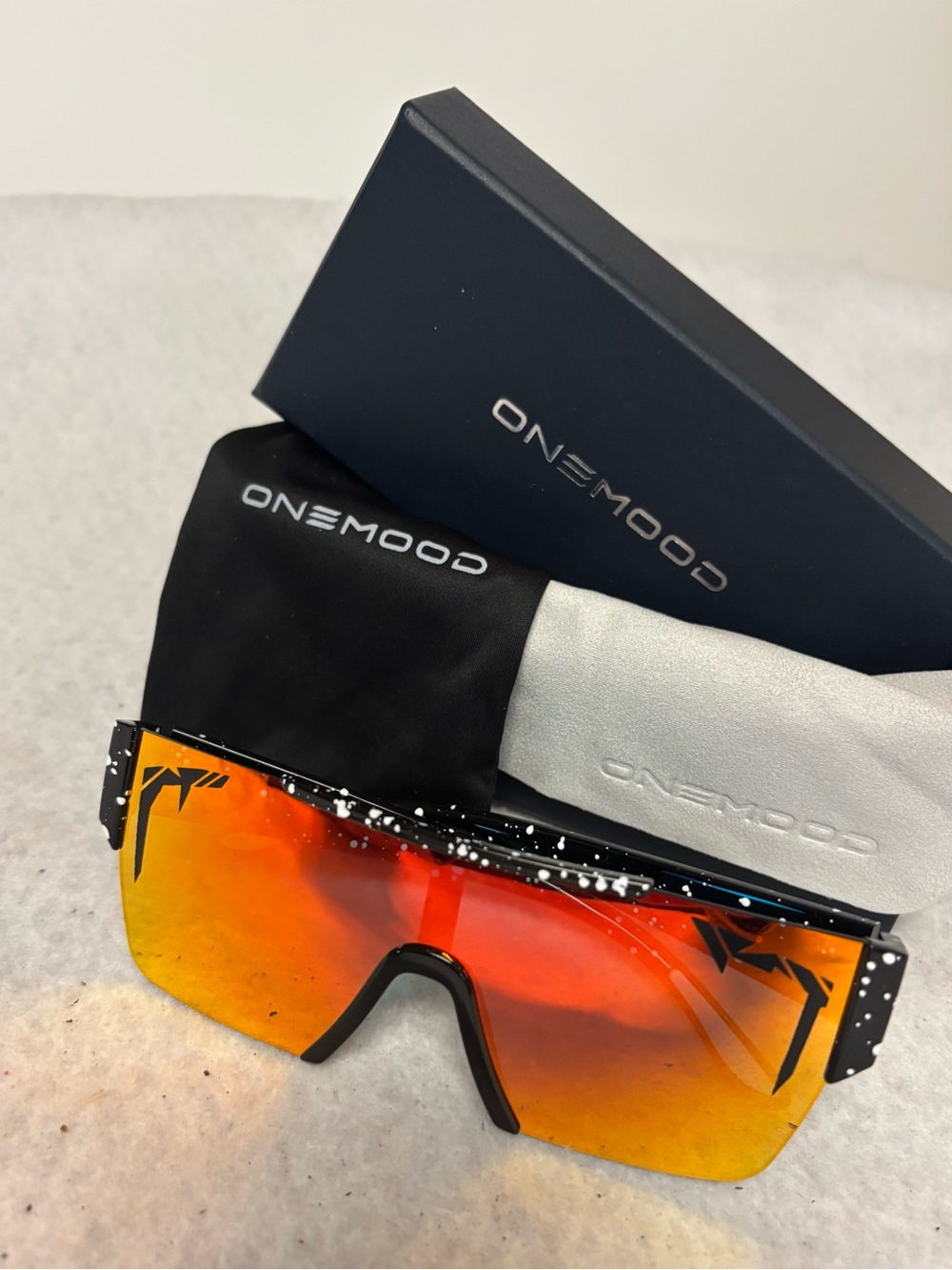 Source Unknown Black Frame Orange-Red Mirrored Shield Sunglasses